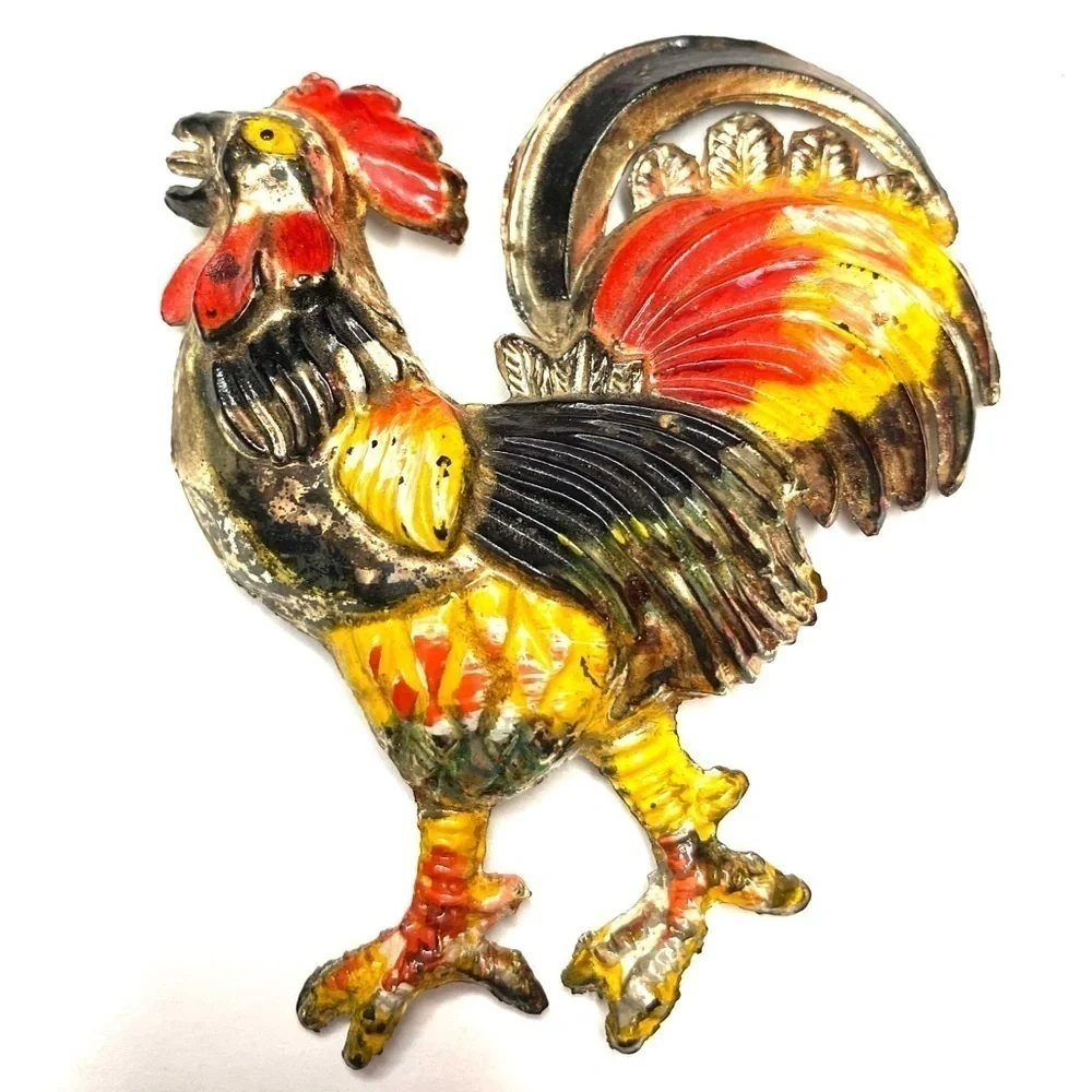 Vintage rooster brooch not sure what this lightweight material is.  Box 12-93
